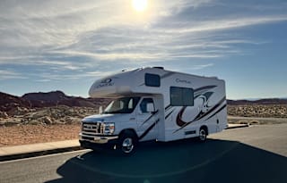 2024 Thor Chateau 24ft. RV -free private shuttle
