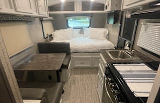 Easy light weight Turnkey Bunkhouse sleeps 5