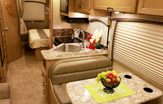 Elite Rv travels 2018 Chateau