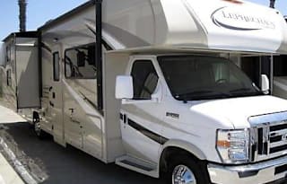 2017 Coachmen RV Leprechaun 320BH Ford 450
