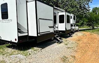 24 big horn front living