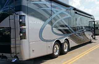2016 Thor Motor Coach Tuscany 44MT