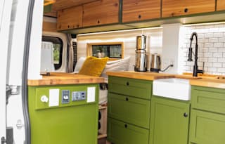 Promaster, radiant heating, toilet, rooftop tent!