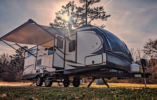Sequoia: Family Camper with bunk bed - Sleeps 6!