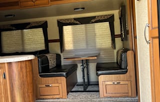 2016 CrossRoads RV Sunset Trail Super Lite ST320BH
