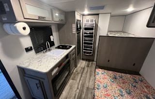 2024 Dutchmen RV Coleman Lantern LT Series 17B