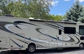 2019 Wintersport with Bunks & Wifi - Orlando Steel
