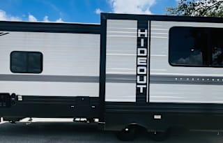 2023 Keystone RV Hideout 25RDS (Hannam House - FL)