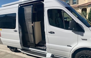 2022 LUXURY CUSTOM  MIDWEST AUTOMOTIVE PASSAGE