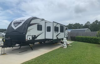 2019 Luxury Travel Trailer w/ Bunk Room house!