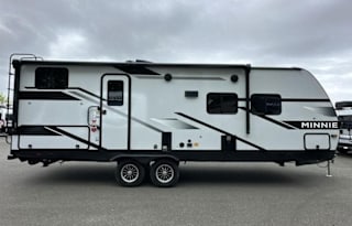 2024 Winnebago Industries Towables Minnie 2301BHS