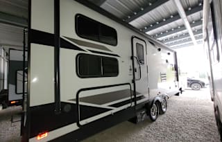 2019 Grand Design Imagine 2800BH