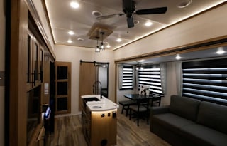 2021 Forest River RV Sabre 38DBQ