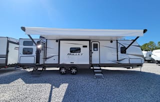2023 Keystone Bullet Ultra Lite 330BHS