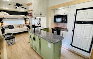 Remodeled Montana Fifth Wheel