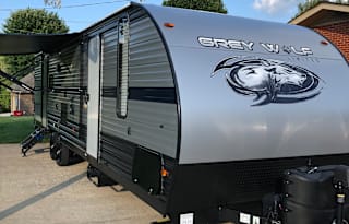 Cherokee Grey Wolf