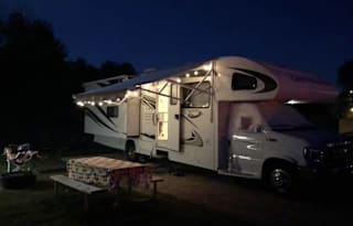 Guinevere | Updated Cozy RV with Royal Amenities
