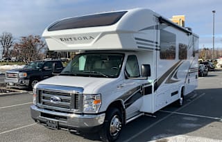 Great RV incl outside kitchen large inside TV