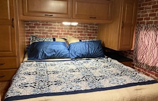 2013 Thor Motor Coach Four Winds 28Z