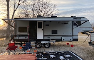 2020 Winnebago 5th wheel