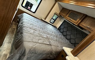 2020 Coachmen RV Pursuit Precision 27DS