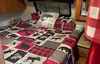 2016 Pacific Coachworks Panther Xtralite 25XL