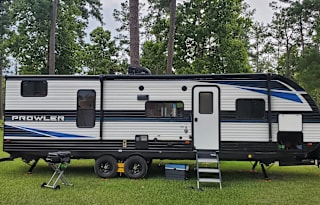 NOWHERE RV - Base Camp