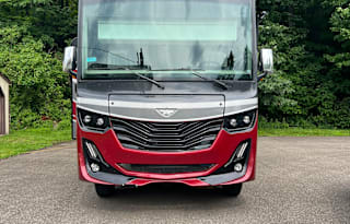 Relaxing Luxury RV Rental w/bunkhouse