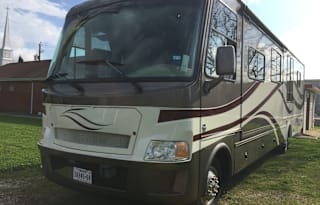 Nice coach with New Look!