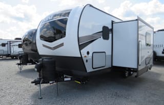 Bunk House Bliss: Ultimate RV Experience!