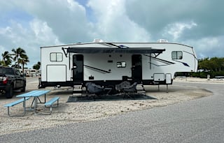 2024 Forest River RV Cherokee Arctic Wolf 321BH