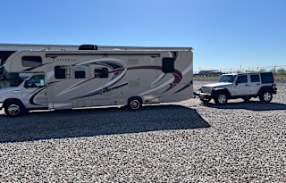 2018 Thor Motor Coach Chateau 22B