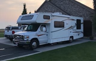 2013 26 coachmen Ford 450