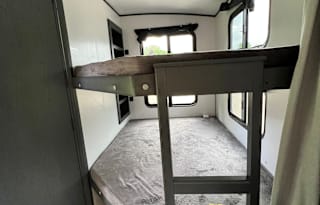 2022 Keystone RV Bullet 250BHS
