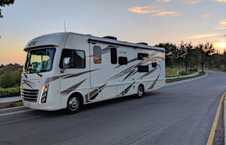 Class A Thor Ace BUNKHOUSE - DELIVERY