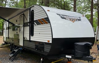 FULLY STOCKED!!2022 Forest River RV Wildwood XLite