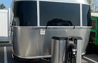 Sleek and Cozy Family and Pet Friendly Airstream