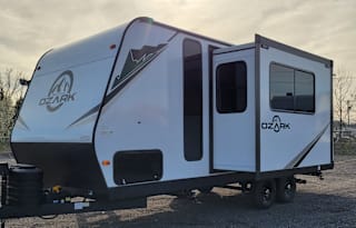 BRAND NEW! Tennessee Traveler!