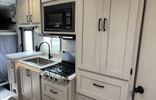 Escape in this '23 Coachmen Freelander - 22ft