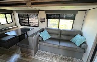 2021 Keystone RV Springdale 295BH