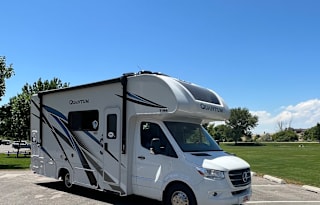 AdVANture 2023 Thor Motor Coach Quantum Sprinter