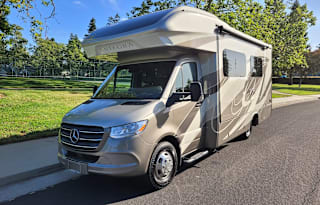 2020 Entegra Coach Qwest - Rusty's RV Adventure