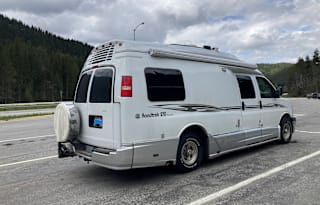 EZ drive & park Class B-2007 Roadtrek 210-Popular