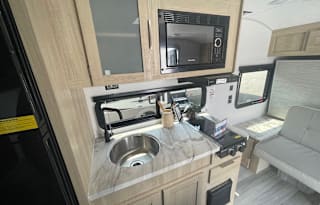 2023 Forest River Salem FSX Platinum SAL1221