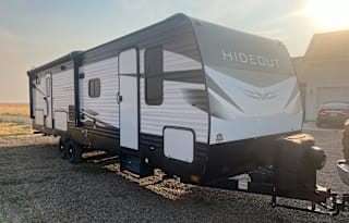 2021 Keystone Hideout 29DFSWE