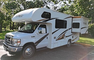 2017 Thor Motor Coach Freedom Elite 22FE