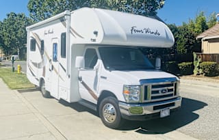 2019 Four Winds 23U with Solar Power