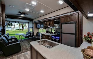 37' Toy, Kid and Fun Haulin' Travel Trailer