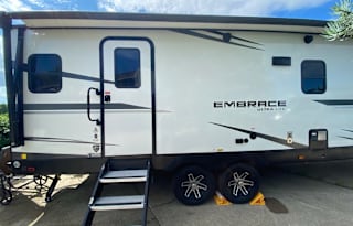 30' Embrace -  Perfect for Your Adventure