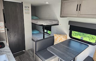 EARLY SEASON RATES 2024 Lightweight w/Bunks